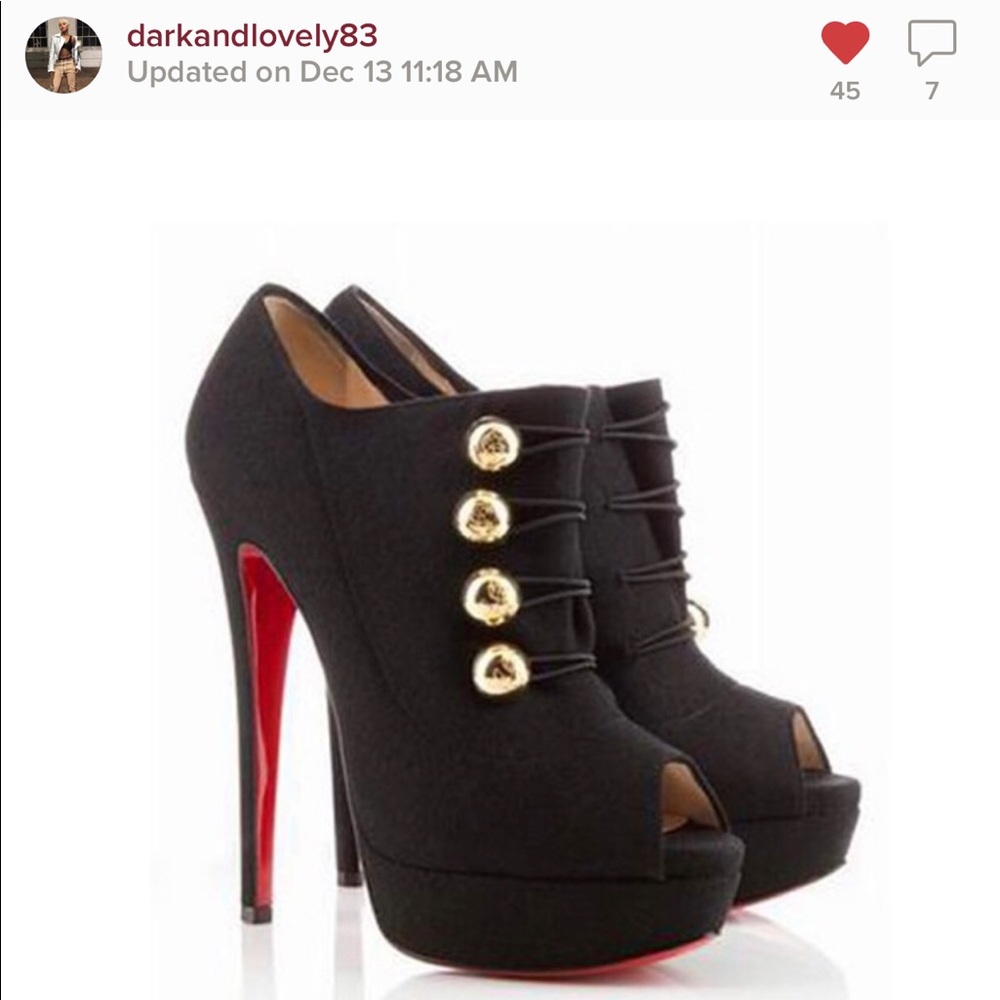 COPY - Christian Louboutin Peep toe pumps